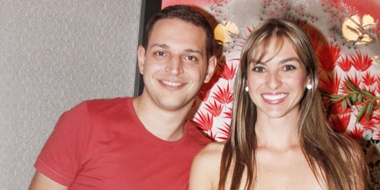 Marcelo Marconi e Aline Sene em restaurante japonês